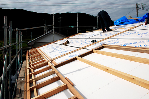 屋根の断熱と防水シート